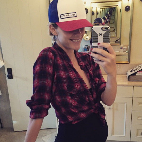Brooklyn Decker, Baby Bump Brooklyn Decker, Baby Bump